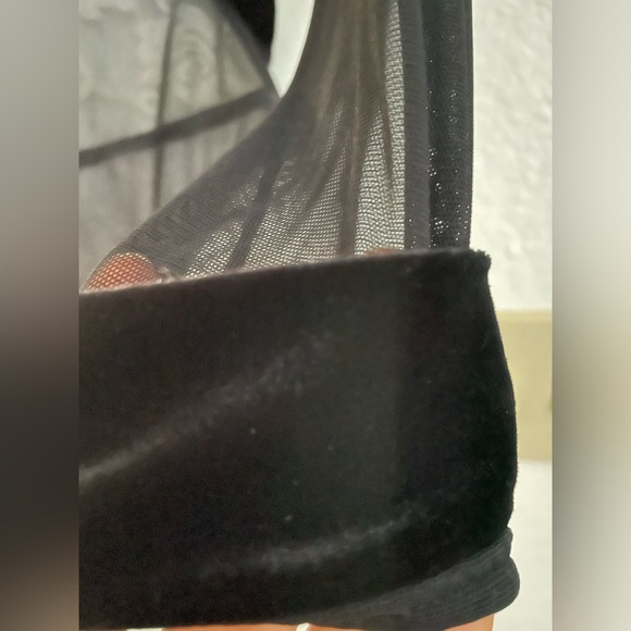 Tadashi black bodysuit. Size: S. Mesh and velvet fabric. - Picture 5 of 14